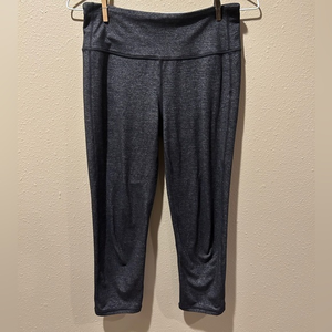 Athleta Cropped Leggings‎